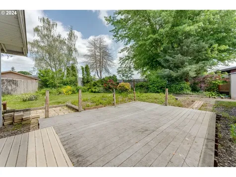 201 E 8th Street Newberg OR 97132