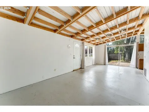 201 E 8th Street Newberg OR 97132