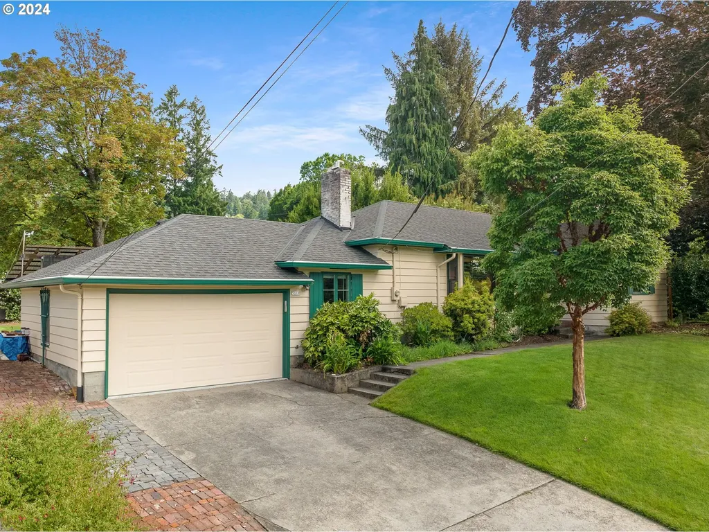 5019 Sw Lowell Street Portland OR 97221