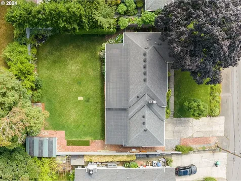 5019 Sw Lowell Street Portland OR 97221