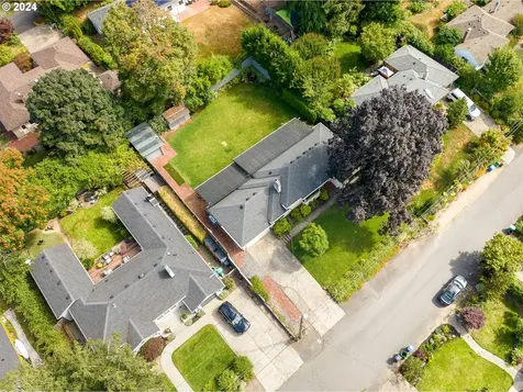 5019 Sw Lowell Street Portland OR 97221