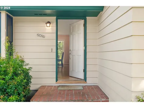 5019 Sw Lowell Street Portland OR 97221