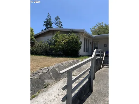 2133 State Street North Bend OR 97459