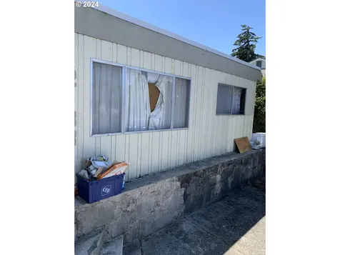 2133 State Street North Bend OR 97459