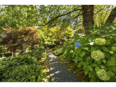 5101 NW 143rd Street Vancouver WA 98685