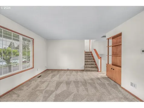 820 Nw Cascade Court Gresham OR 97030