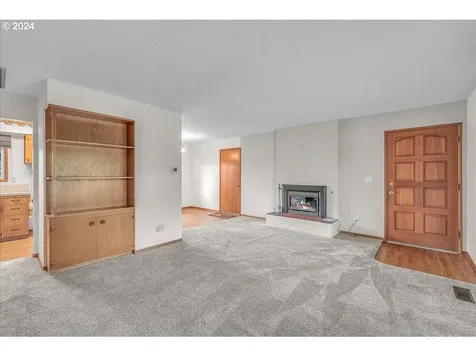 820 Nw Cascade Court Gresham OR 97030