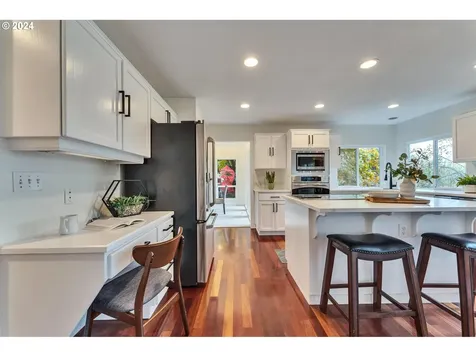 7528 SW Ashford Street Portland OR 97224