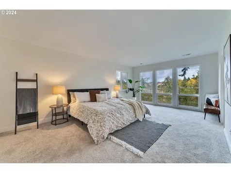7528 SW Ashford Street Portland OR 97224