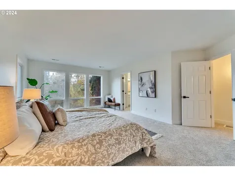 7528 SW Ashford Street Portland OR 97224