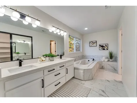 7528 SW Ashford Street Portland OR 97224