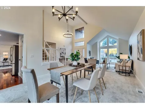 7528 SW Ashford Street Portland OR 97224