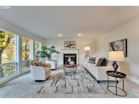 7528 SW Ashford Street Portland OR 97224