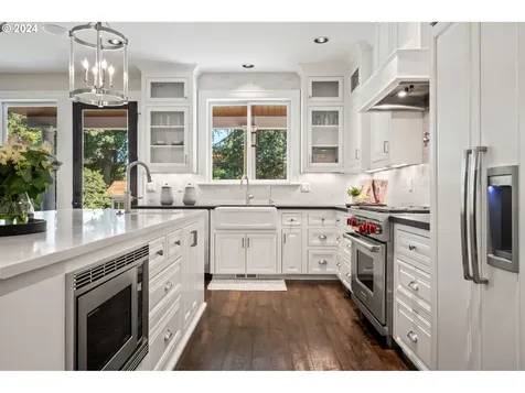 7195 Sw Newton Place Portland OR 97225