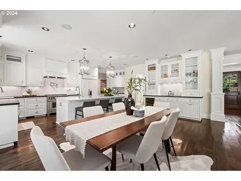 7195 Sw Newton Place Portland OR 97225