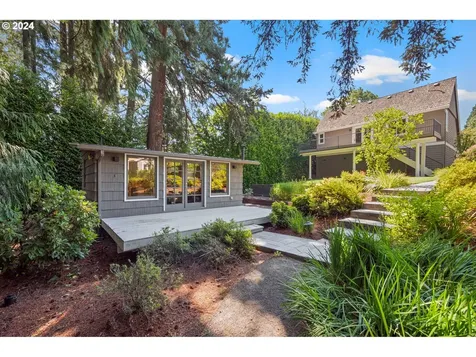 7195 Sw Newton Place Portland OR 97225