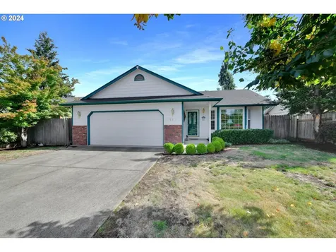 592 Creswood Loop Creswell OR 97426