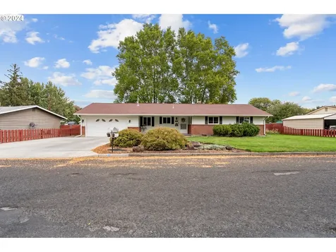 1338 SW 41st Street Pendleton OR 97801