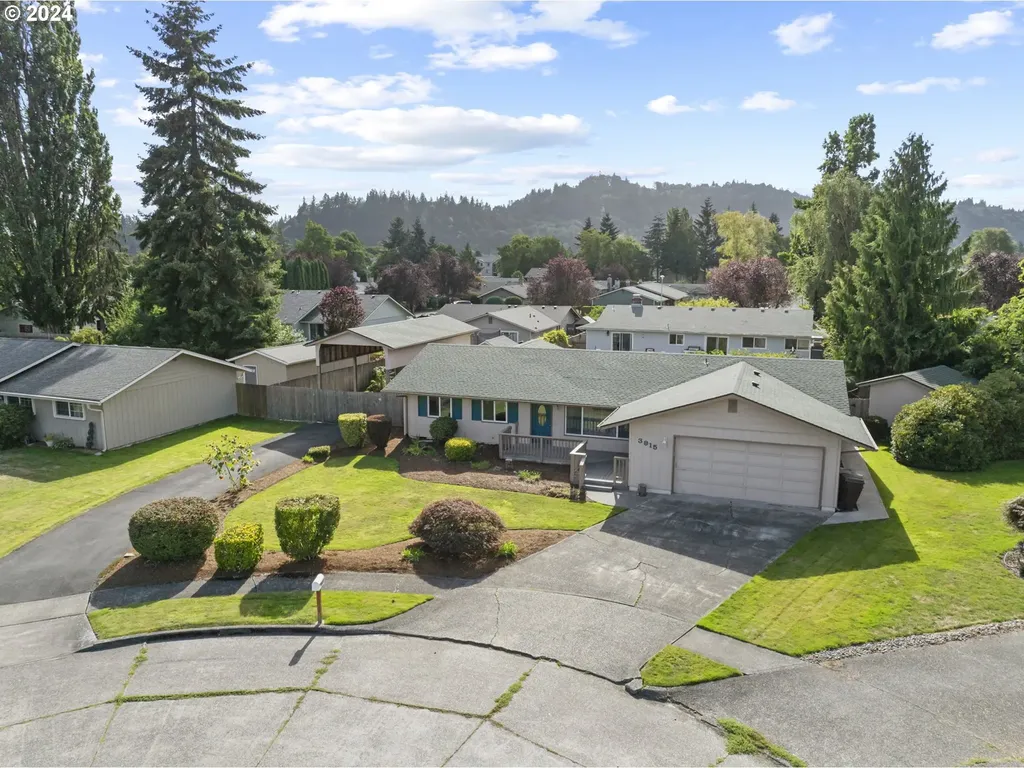 3915 Cherrywood Street Longview WA 98632