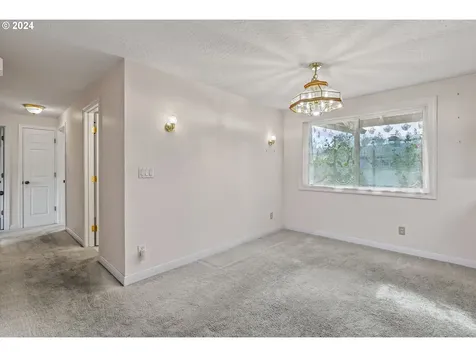 3915 Cherrywood Street Longview WA 98632