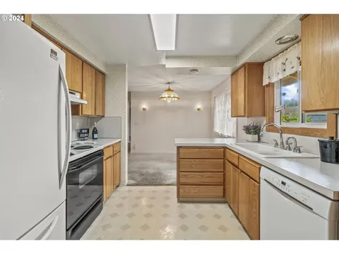 3915 Cherrywood Street Longview WA 98632