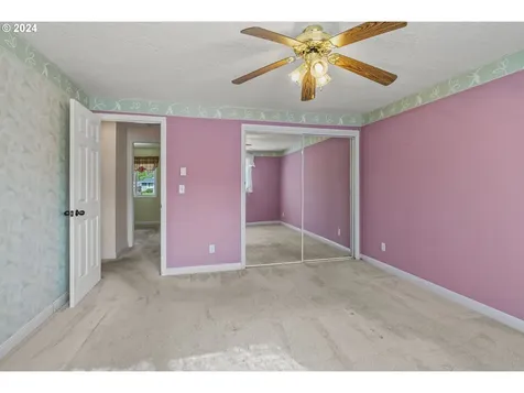 3915 Cherrywood Street Longview WA 98632