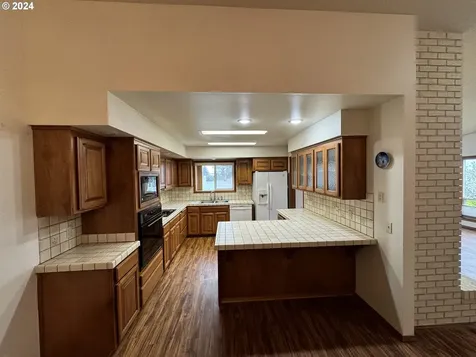 16001 Carson Lane Brookings OR 97415