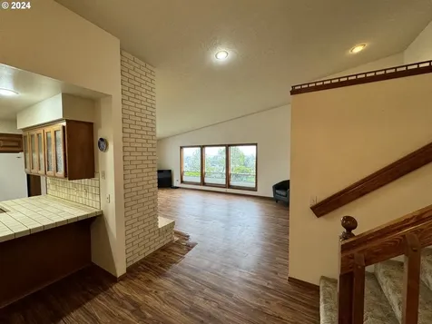 16001 Carson Lane Brookings OR 97415