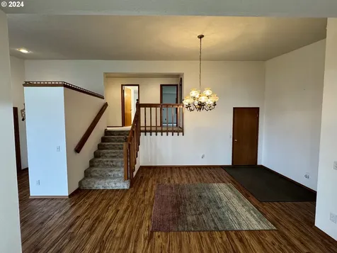 16001 Carson Lane Brookings OR 97415