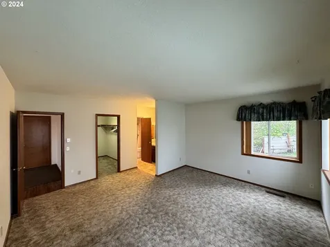 16001 Carson Lane Brookings OR 97415