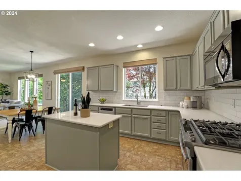 20061 Sw 55th Terrace Tualatin OR 97062
