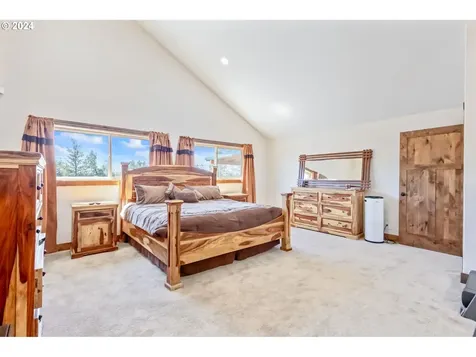 3068 SW Reif Road Powell Butte OR 97753