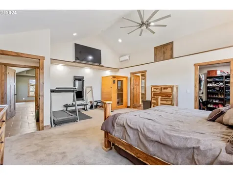 3068 SW Reif Road Powell Butte OR 97753