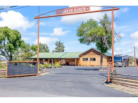 3068 SW Reif Road Powell Butte OR 97753