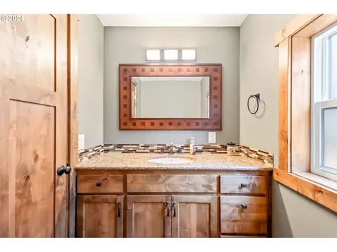3068 SW Reif Road Powell Butte OR 97753