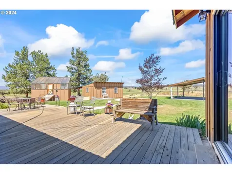 3068 SW Reif Road Powell Butte OR 97753