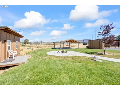3068 SW Reif Road Powell Butte OR 97753