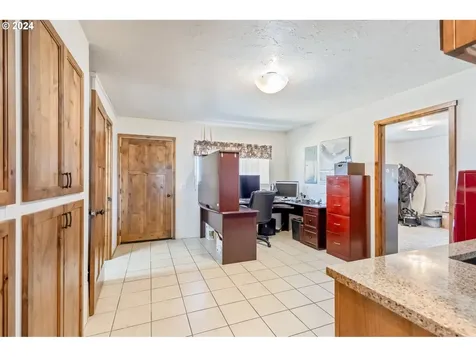 3068 SW Reif Road Powell Butte OR 97753