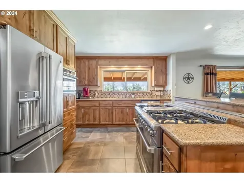 3068 SW Reif Road Powell Butte OR 97753