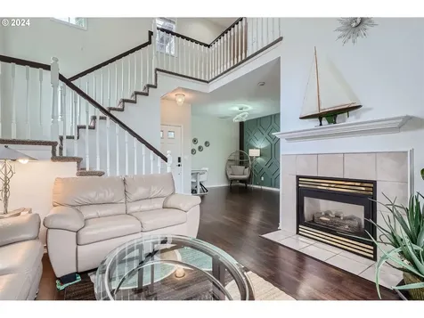 18001 SE 43rd Way Vancouver WA 98683