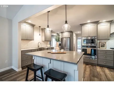 11132 Sw 65th Avenue Portland OR 97219