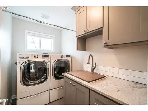 11132 Sw 65th Avenue Portland OR 97219