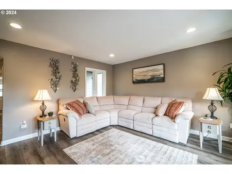 11132 Sw 65th Avenue Portland OR 97219