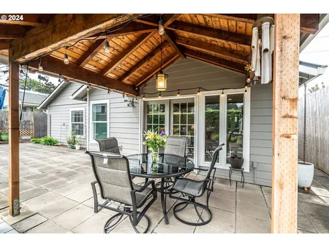 11132 Sw 65th Avenue Portland OR 97219