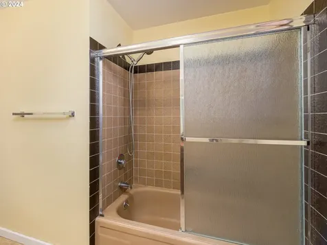15615 Nw Melody Lane Beaverton OR 97006