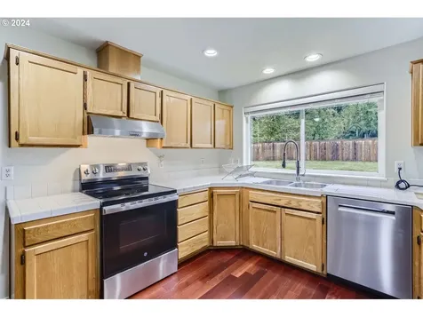 16733 SE Powell View Court Portland OR 97236