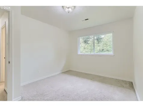 16733 SE Powell View Court Portland OR 97236