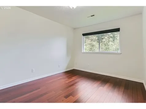 16733 SE Powell View Court Portland OR 97236