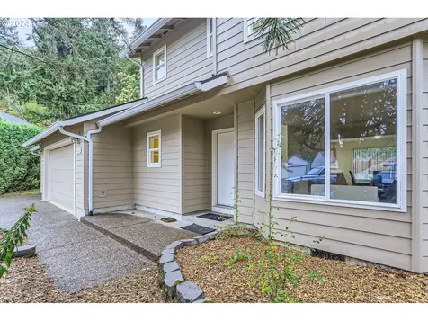 16733 SE Powell View Court Portland OR 97236