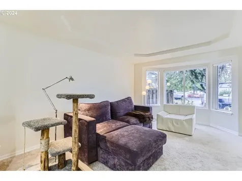 16733 SE Powell View Court Portland OR 97236